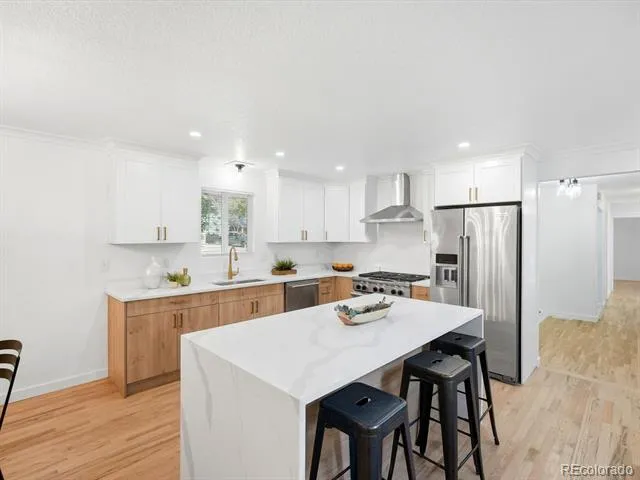 2451 S Holly Place Denver, CO 80222