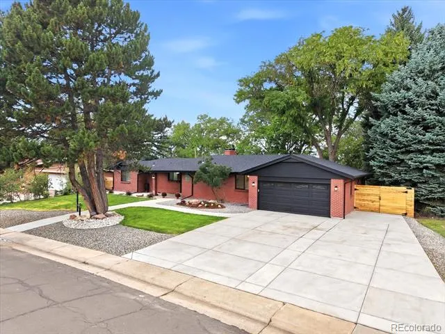 2451 S Holly Place Denver, CO 80222