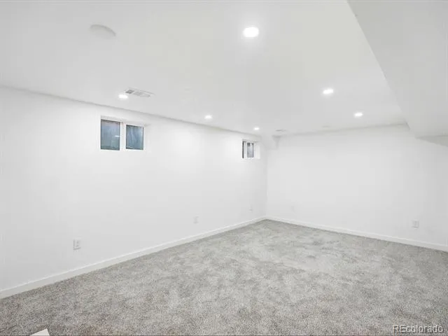 2451 S Holly Place Denver, CO 80222
