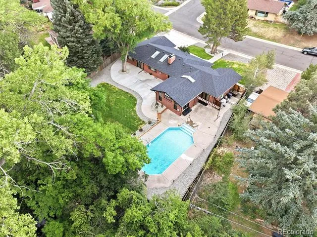 2451 S Holly Place Denver, CO 80222