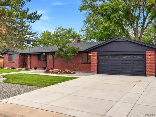 2451 S Holly Place Denver, CO 80222
