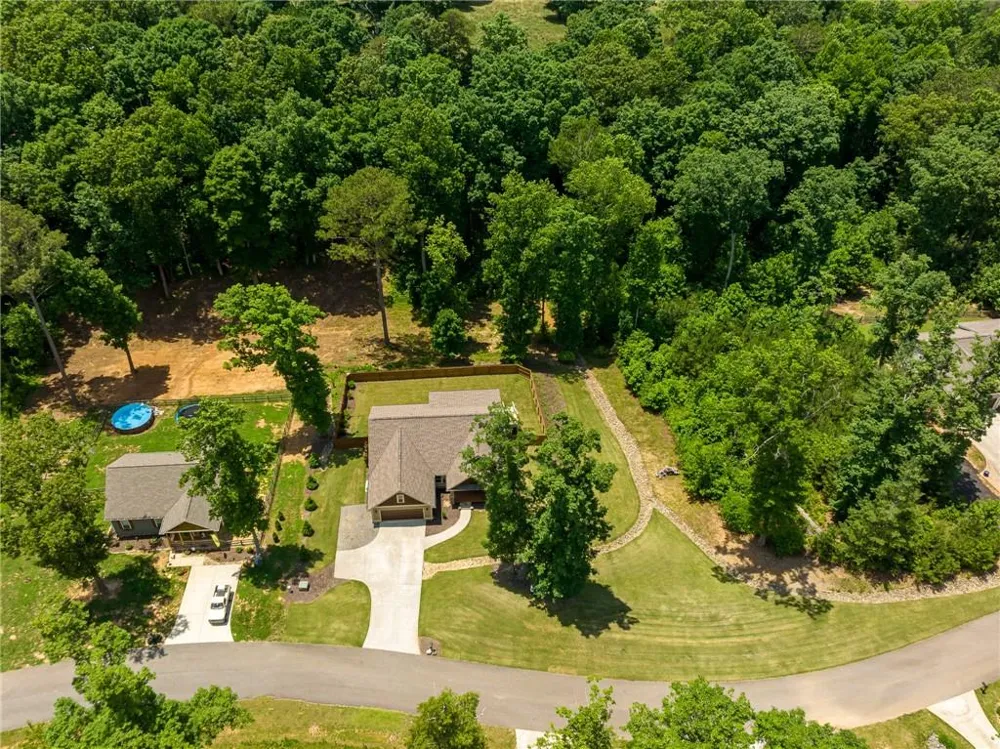 420 Meadow Circle Ellijay, GA 30540