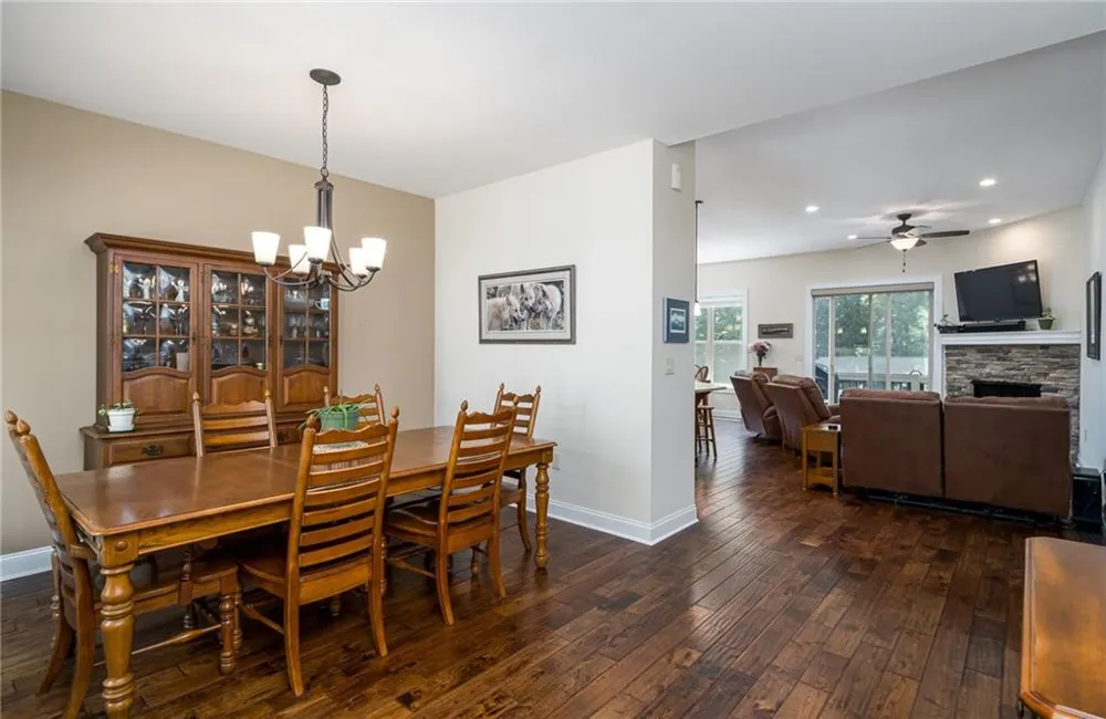 420 Meadow Circle Ellijay, GA 30540