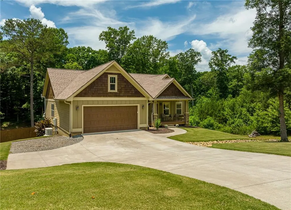 420 Meadow Circle Ellijay, GA 30540