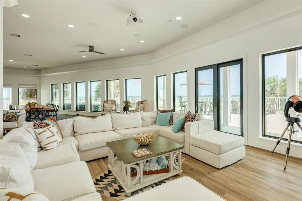 19219 Shores Drive Galveston, TX 77554