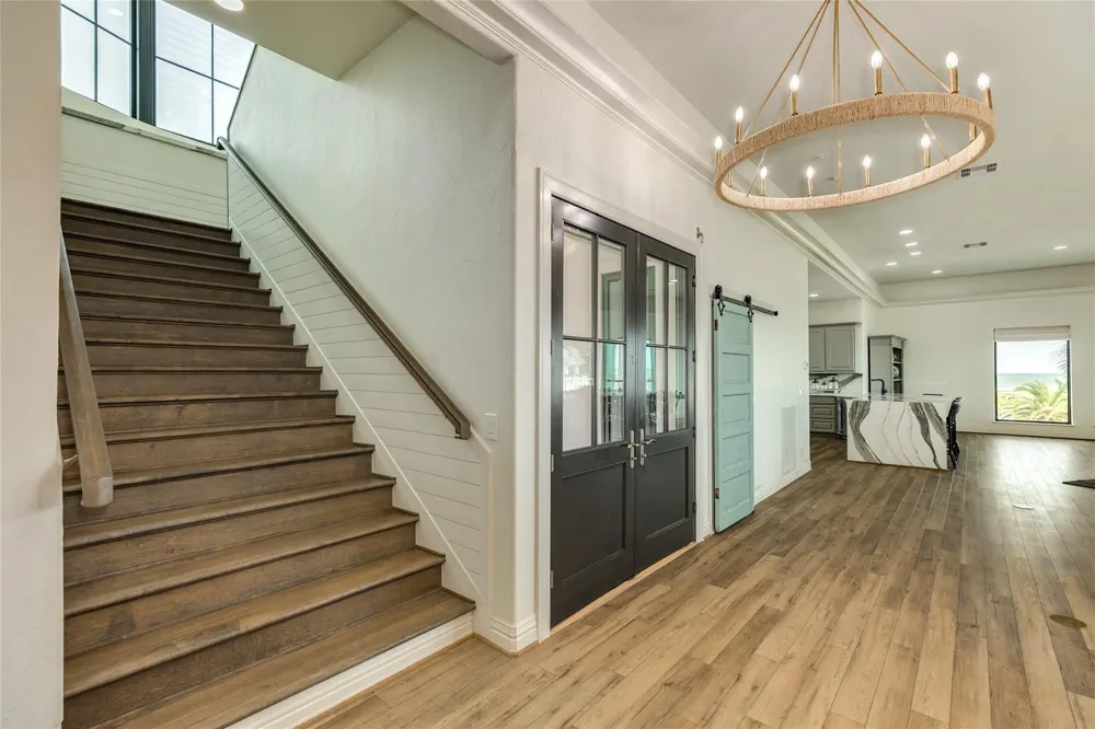 19219 Shores Drive Galveston, TX 77554