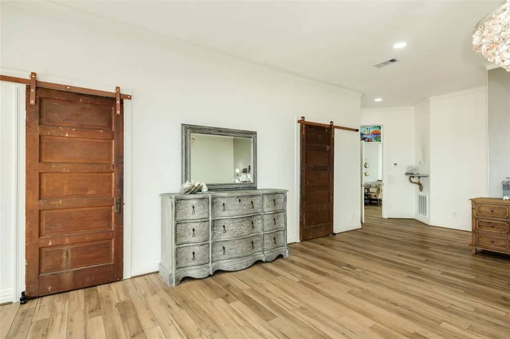 19219 Shores Drive Galveston, TX 77554