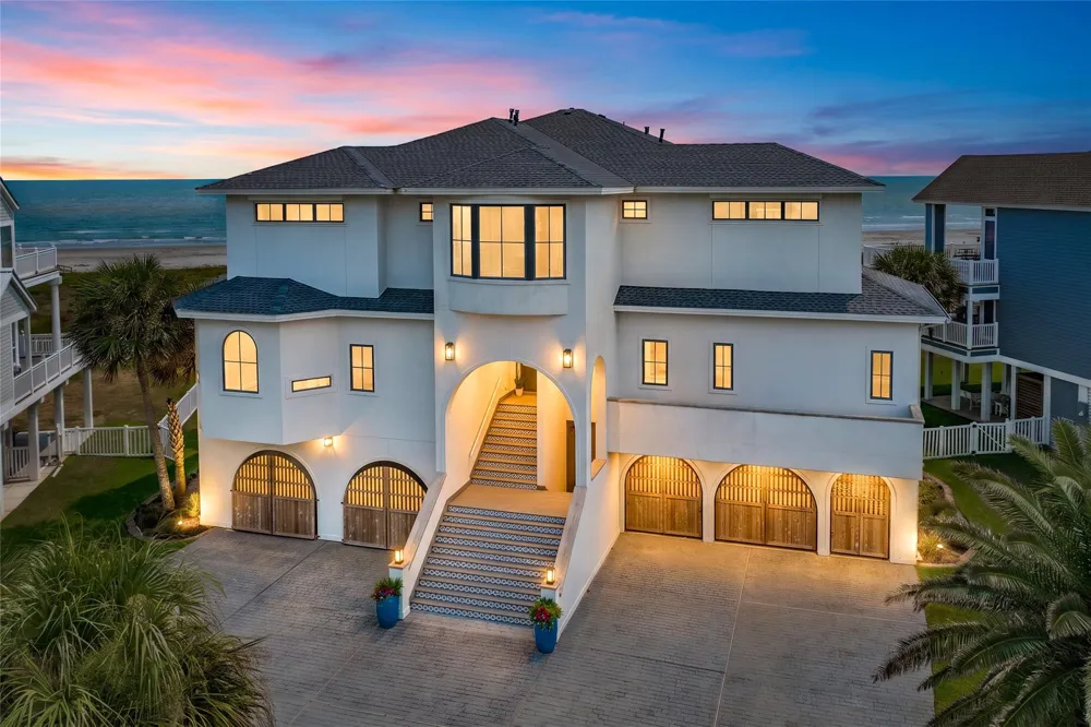 19219 Shores Drive Galveston, TX 77554