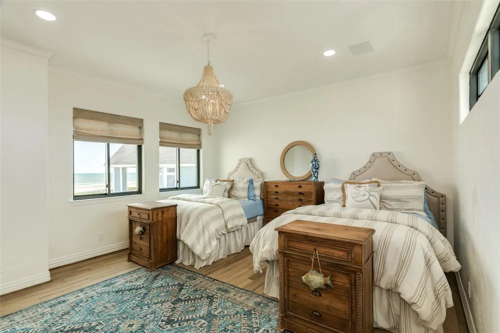 19219 Shores Drive Galveston, TX 77554