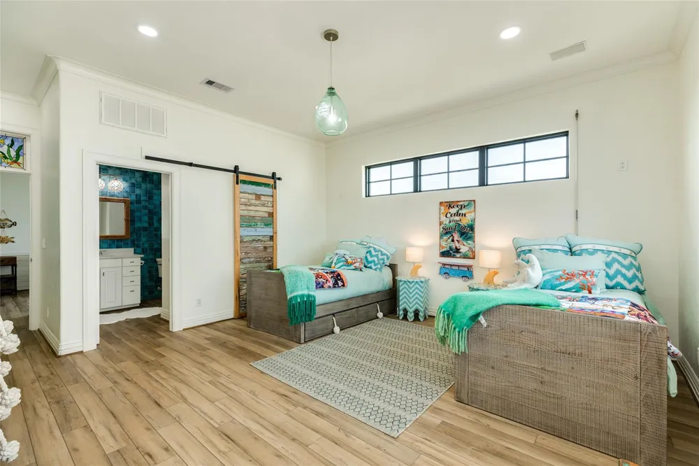 19219 Shores Drive Galveston, TX 77554
