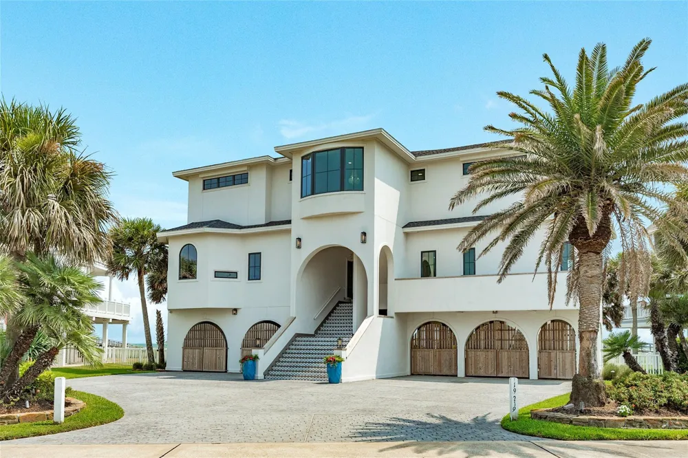 19219 Shores Drive Galveston, TX 77554