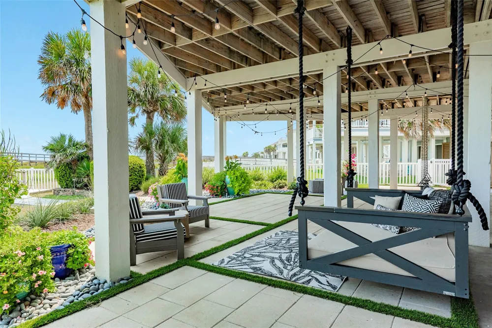 19219 Shores Drive Galveston, TX 77554