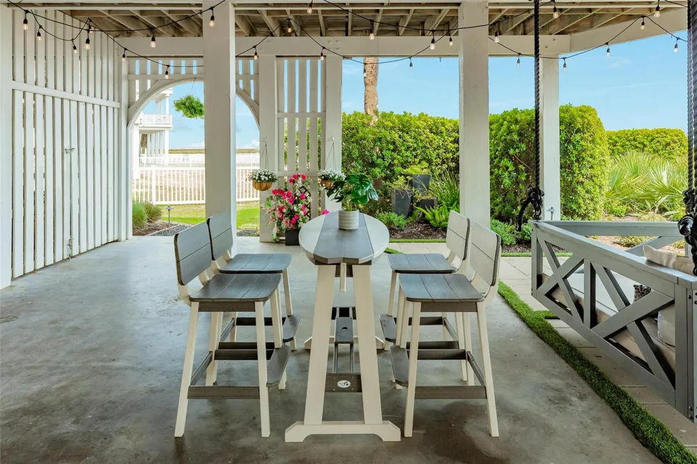 19219 Shores Drive Galveston, TX 77554