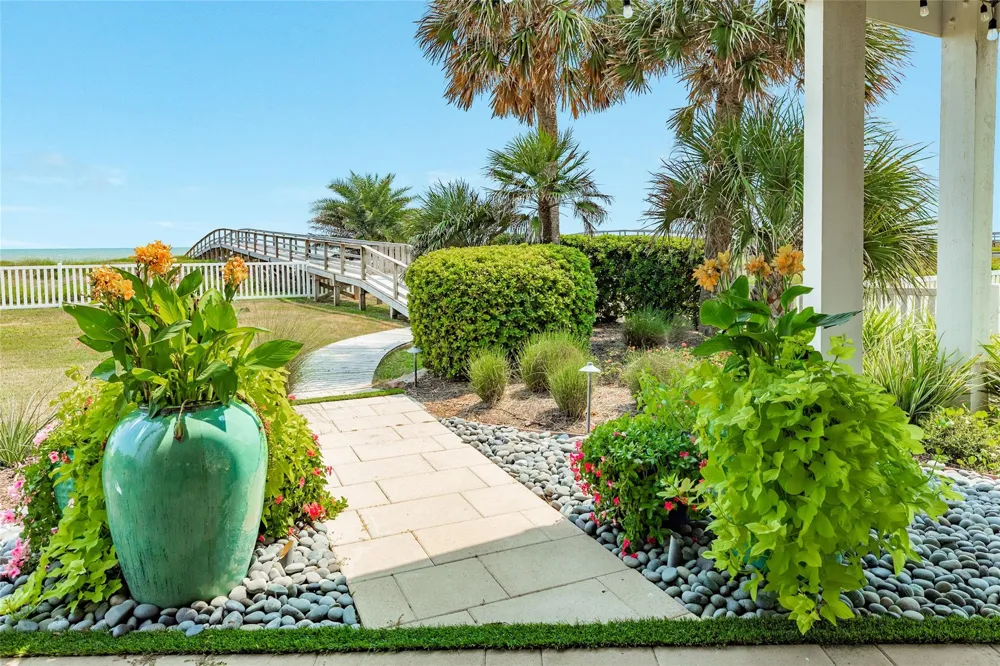19219 Shores Drive Galveston, TX 77554
