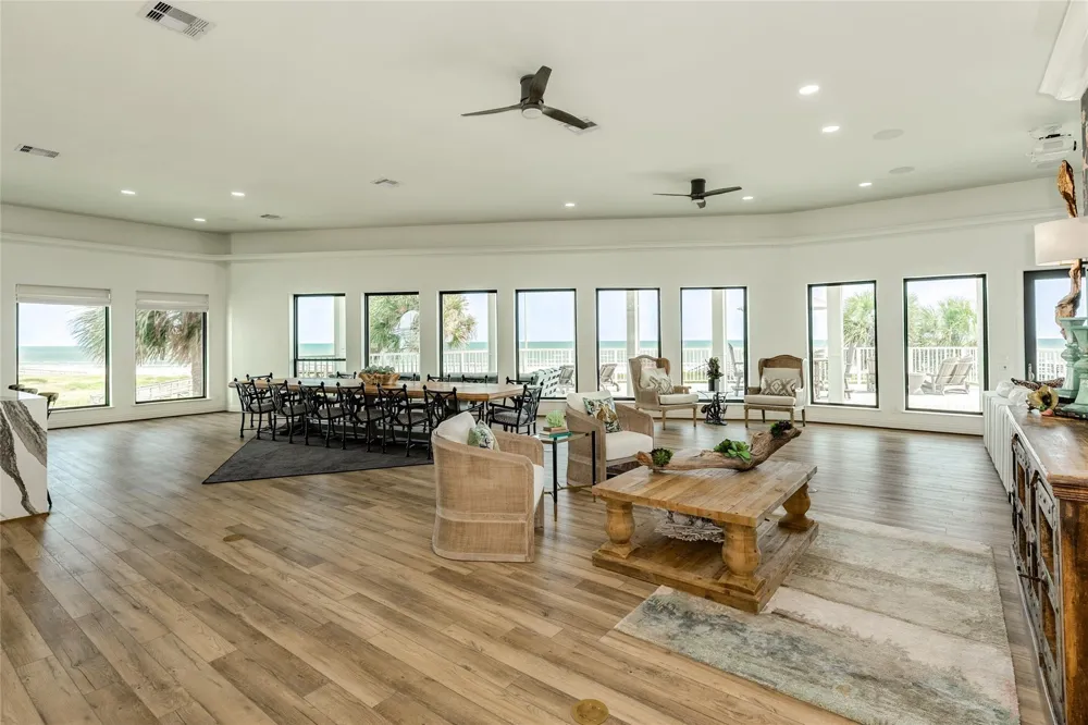 19219 Shores Drive Galveston, TX 77554