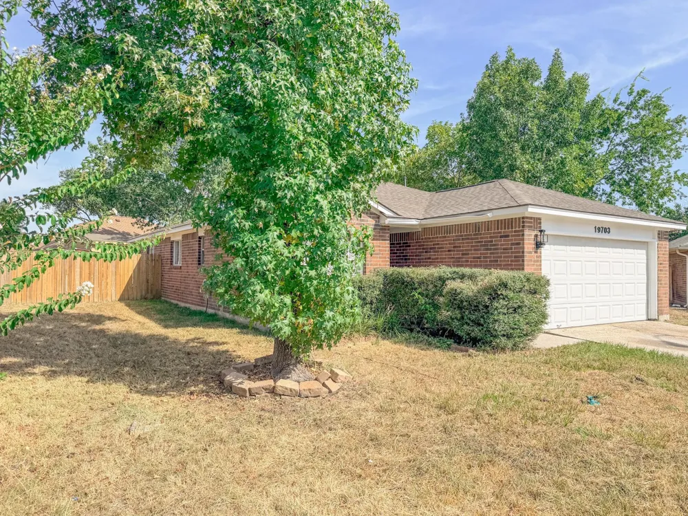 19703 Vista Lake Court Cypress, TX 77433
