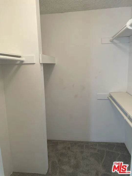 5321 Raintree Circle Culver City, CA 90230