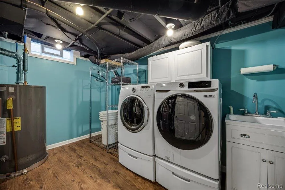 6148 Cardwell Street Garden City City, MI 48135
