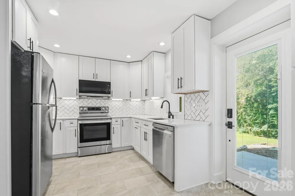 77 Trotter Place Asheville, NC 28806