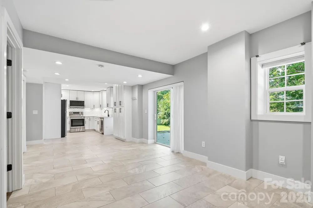 77 Trotter Place Asheville, NC 28806