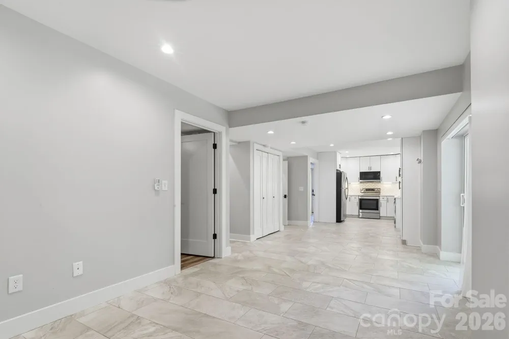 77 Trotter Place Asheville, NC 28806