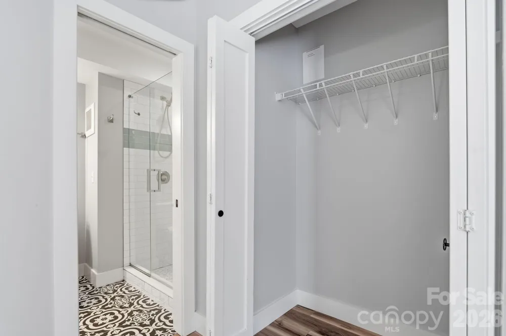 77 Trotter Place Asheville, NC 28806
