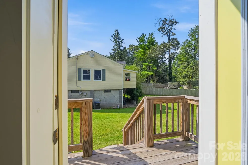 77 Trotter Place Asheville, NC 28806