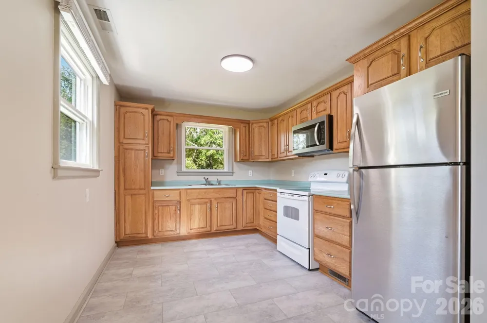 77 Trotter Place Asheville, NC 28806