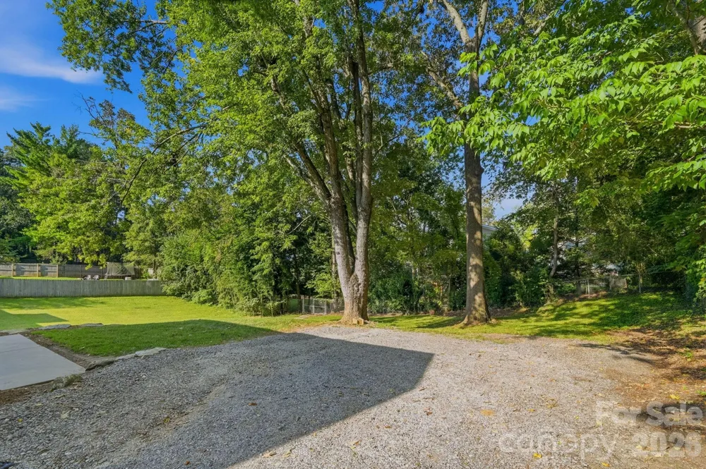 77 Trotter Place Asheville, NC 28806