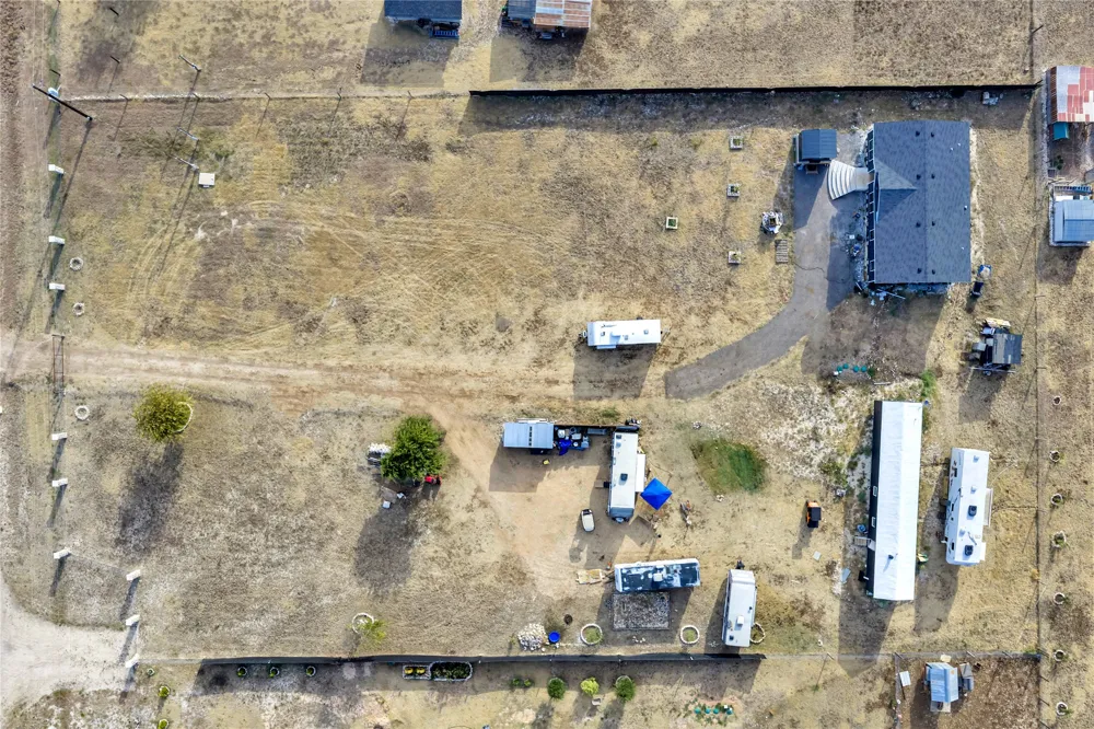 148 Caliza Drive Bertram, TX 78605