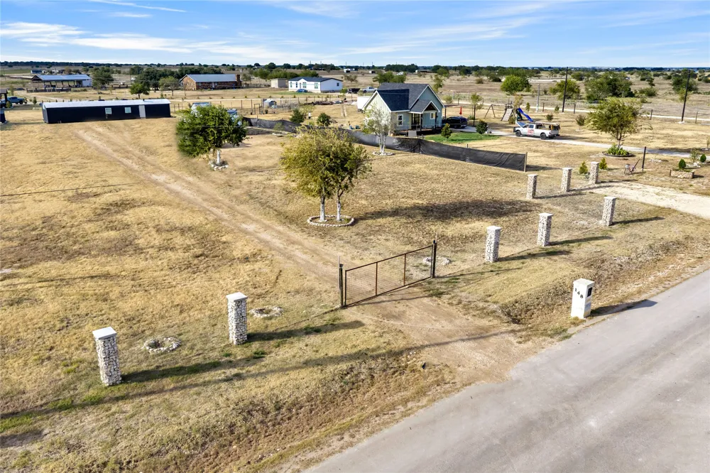 148 Caliza Drive Bertram, TX 78605