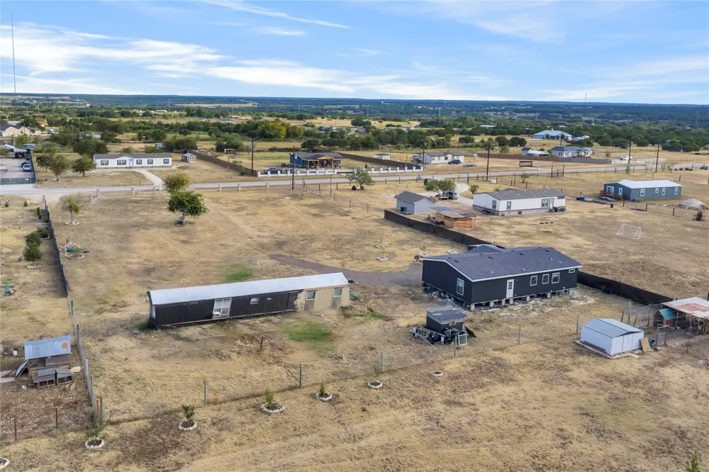 148 Caliza Drive Bertram, TX 78605