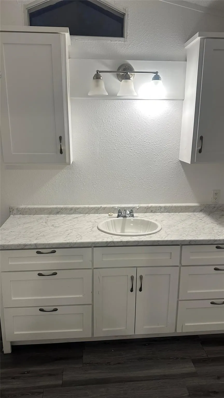 3716 Brook Valley Street Granbury, TX 76048