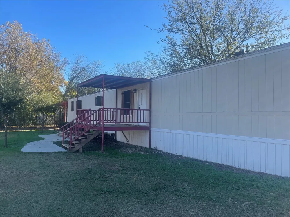 3716 Brook Valley Street Granbury, TX 76048