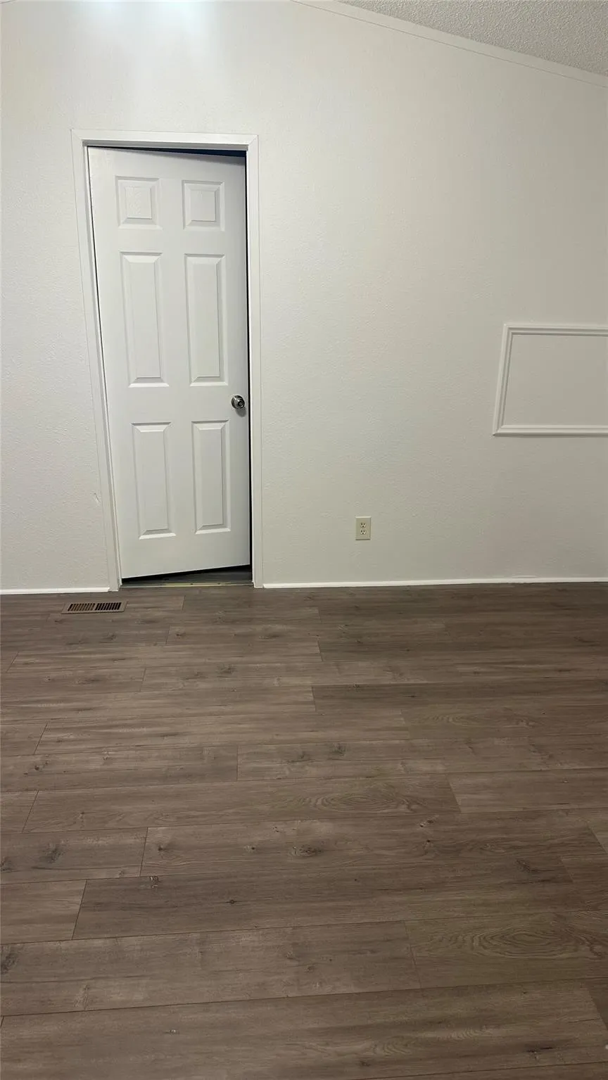 3716 Brook Valley Street Granbury, TX 76048