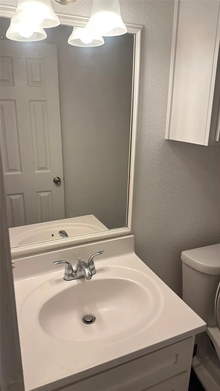 3716 Brook Valley Street Granbury, TX 76048