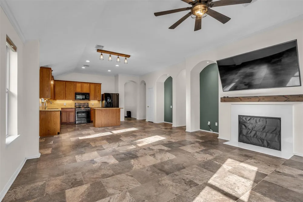 3527 Azalea Sands Drive Spring, TX 77386