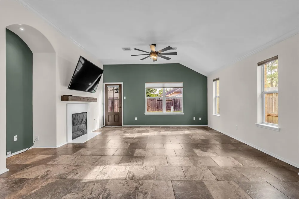 3527 Azalea Sands Drive Spring, TX 77386