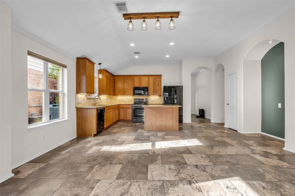 3527 Azalea Sands Drive Spring, TX 77386