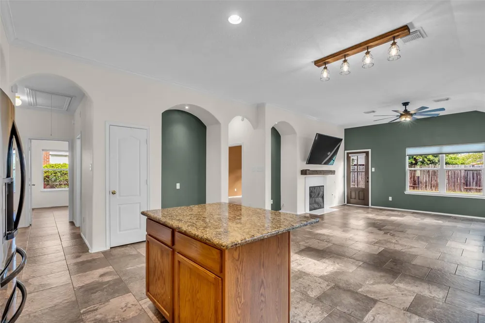 3527 Azalea Sands Drive Spring, TX 77386