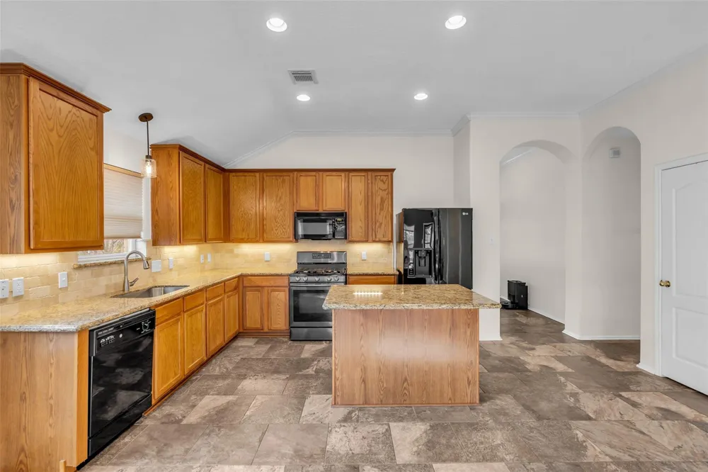 3527 Azalea Sands Drive Spring, TX 77386
