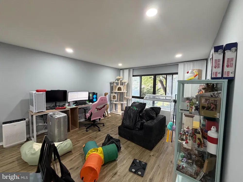 7600 E ROOSEVELT BOULEVARD #204 Philadelphia, PA 19152