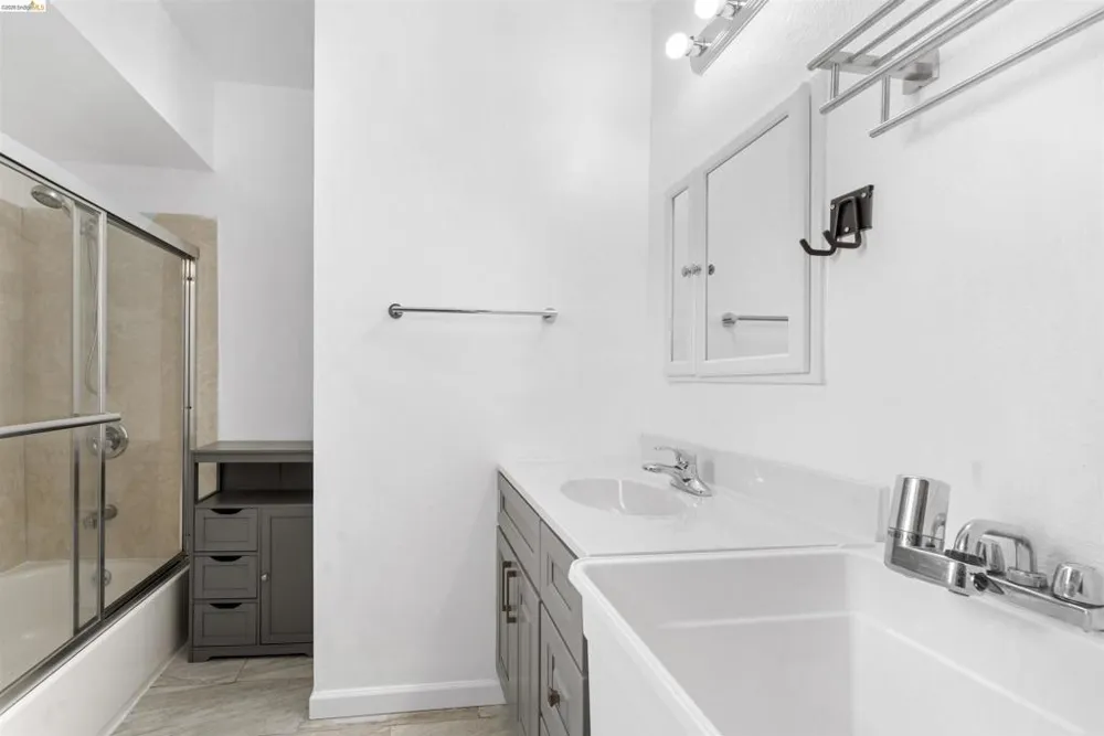 14785 Van Ave San Lorenzo, CA 94578