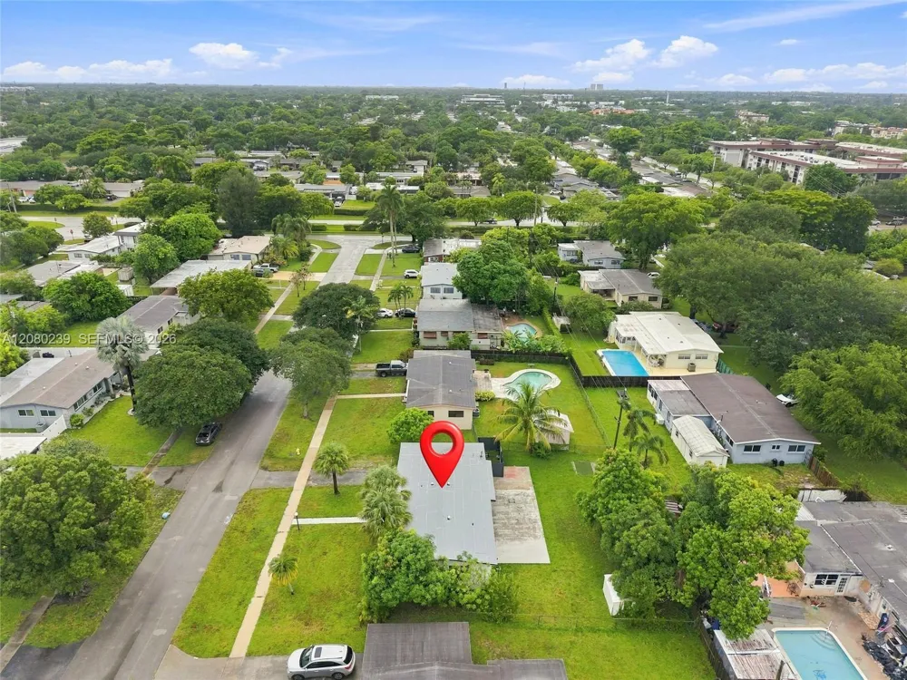 6885 NW 14th Ct Plantation, FL 33313