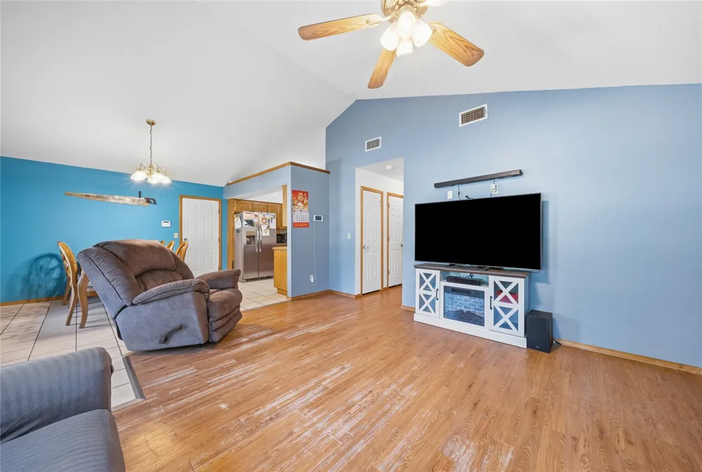211 Cedar Street Bristow, OK 74010