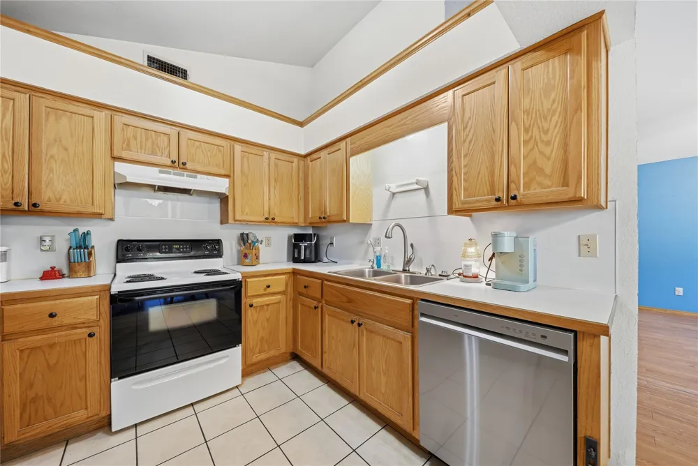 211 Cedar Street Bristow, OK 74010