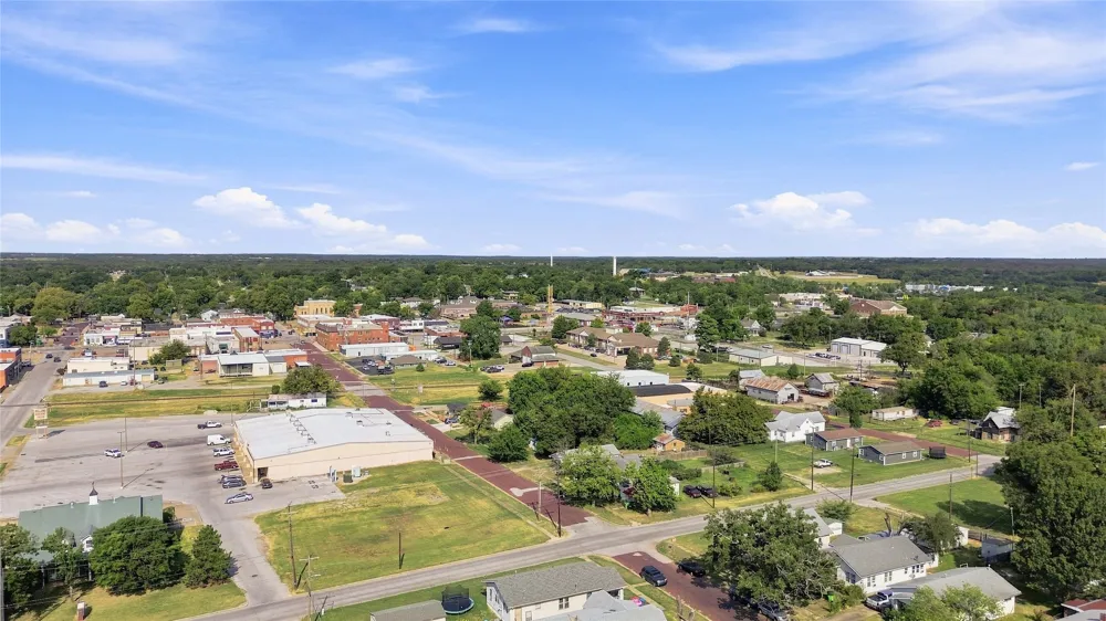 211 Cedar Street Bristow, OK 74010