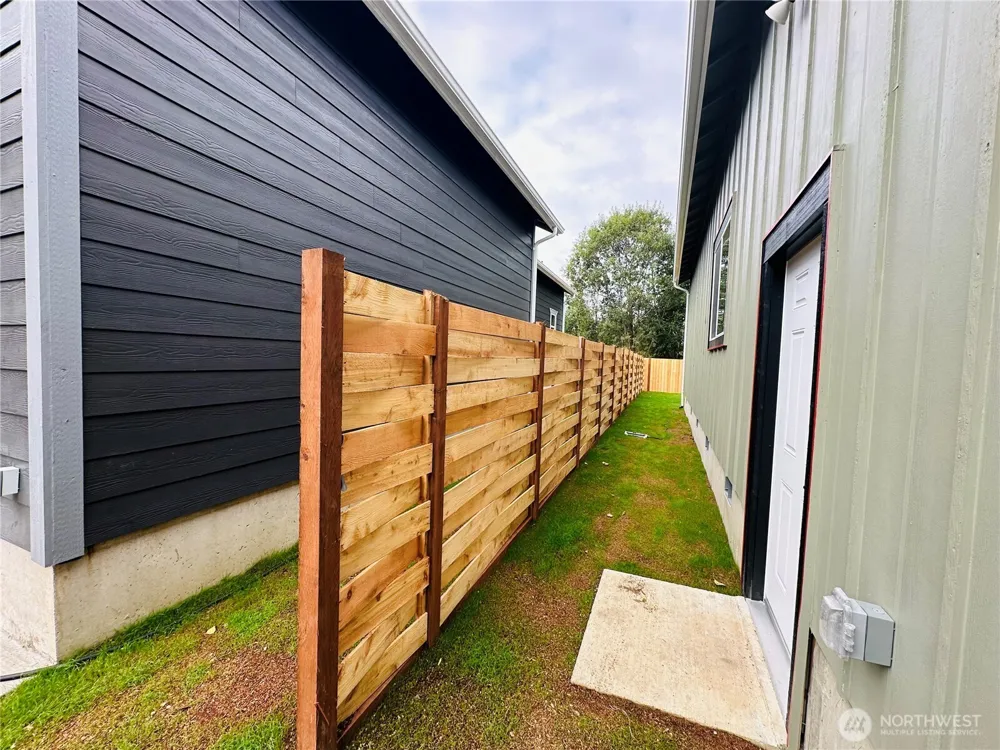 2013 Harding Road Aberdeen, WA 98520