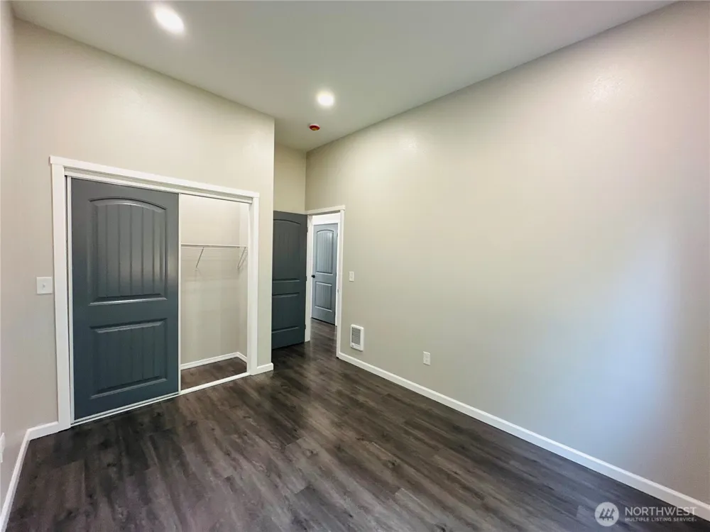 2013 Harding Road Aberdeen, WA 98520