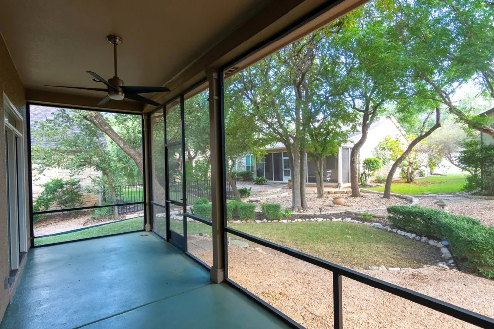 102 Harness Lane Georgetown, TX 78633
